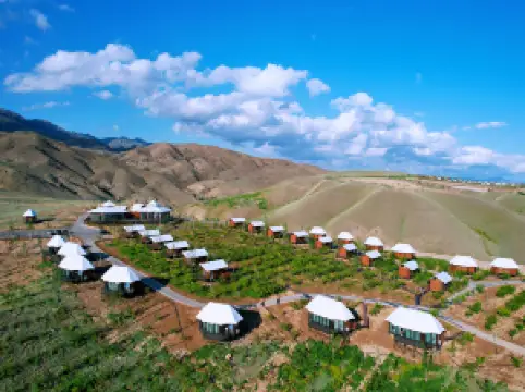 Yili Tianshan Huahai Scenic Area