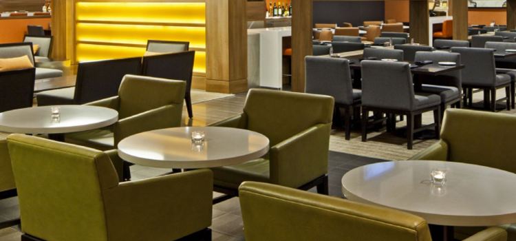 Quest Restaurant and Bar