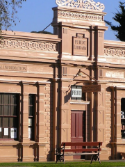 Old Buninyong Library