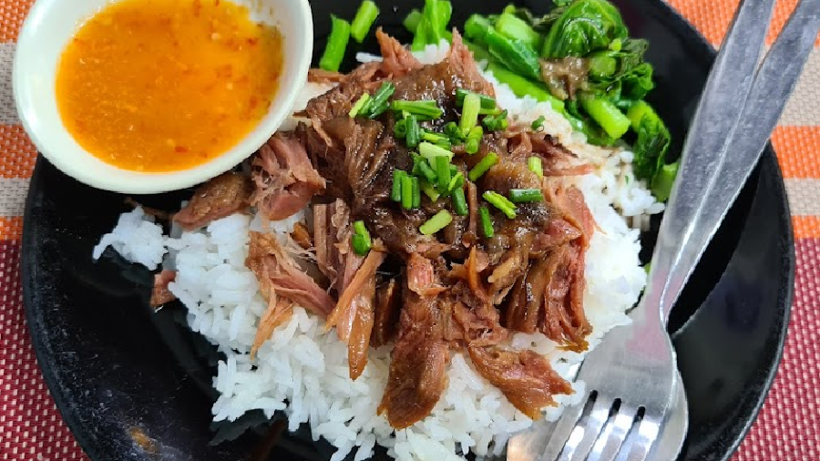 Sticky Rice with Mango Eatery (inside Rosthip)