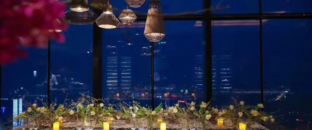 Restaurants for Views & Experiences