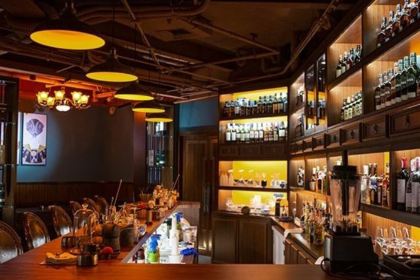 Hood man Whisky&Cocktail