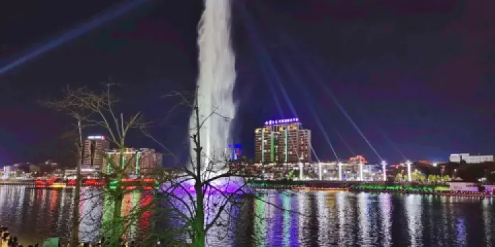 亞洲第一高噴泉