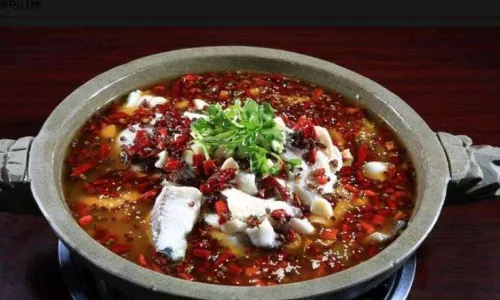 临江餐馆二楼美食部落