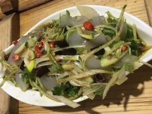 香水鱼铁锅炖