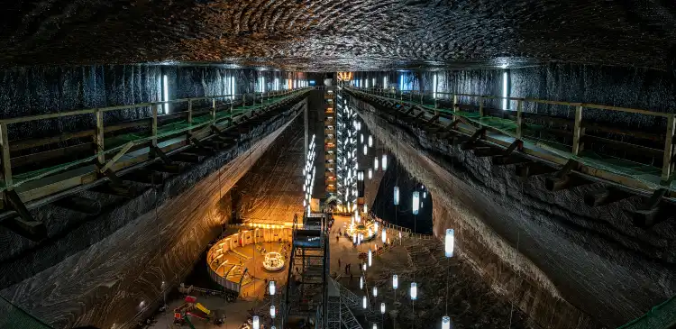 Hotels near Turda Salt Mine