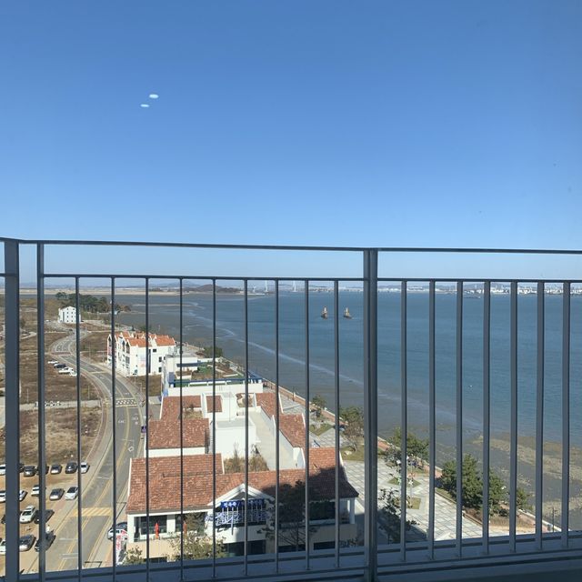 altTitle