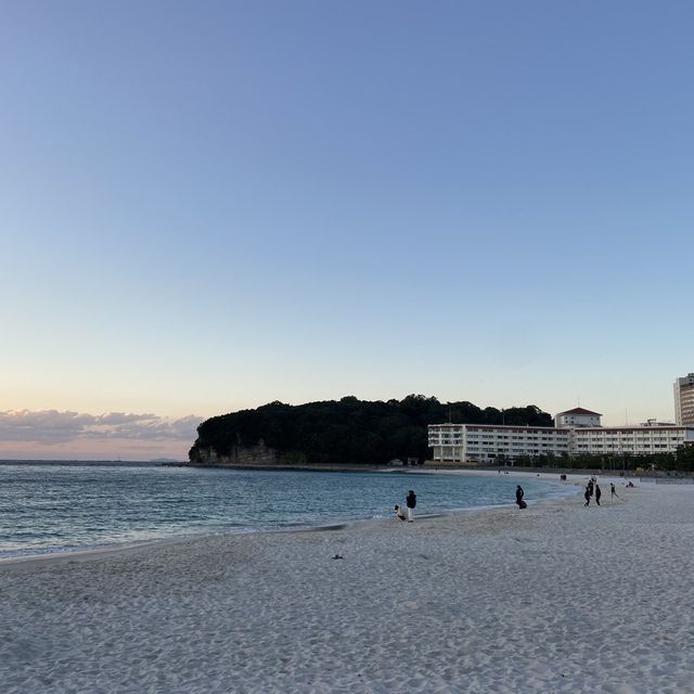 【和歌山】夕陽と白浜が美しい海