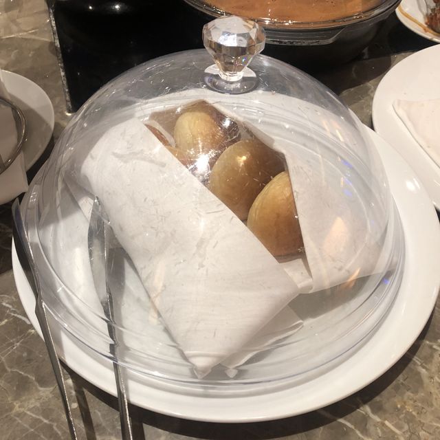 沙田凱悅酒店 | 嘉賓軒黃昏雞尾酒 沙田凱悅酒店 | 嘉賓軒黃昏雞尾酒