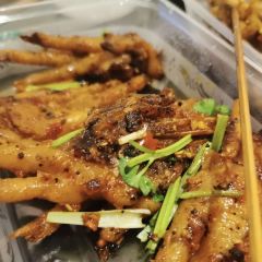 云南建水鸡脚王烧烤(商贸路店) 여행 사진