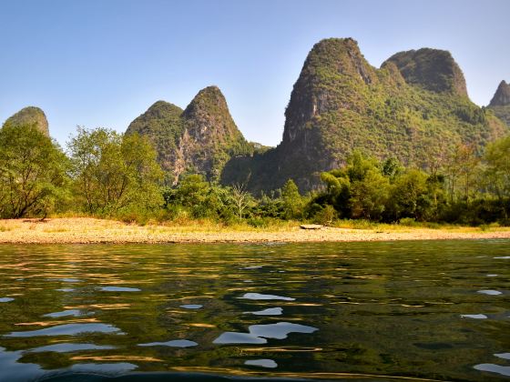 River Sightseeing Of Ten Famous Mountains In Guilin