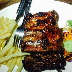 Made's Warung(Seminyak) User Photo