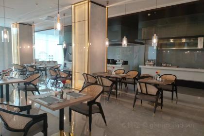 滇中世茂世御飯店·御·軒西餐廳