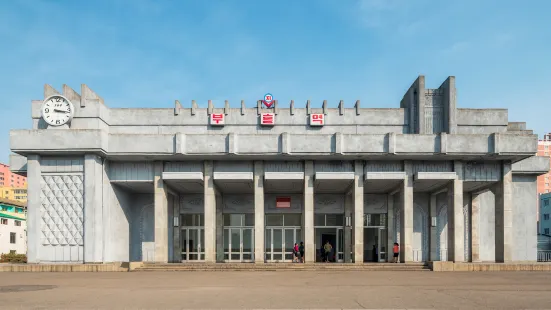 Pyongyang Metro