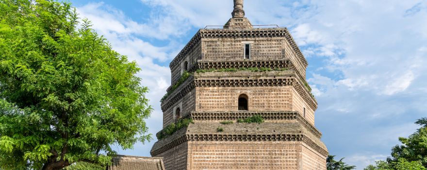 河南开封旅游攻略:探寻七朝古都的历史韵味与市井风情 河南开封旅游攻略:探寻七朝古都的历史韵味与市井风情