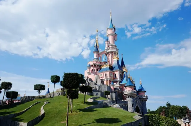 Castillo de la Bella Durmiente en Disneyland Paris