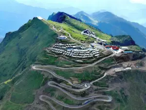 우배산(뉴베이산)