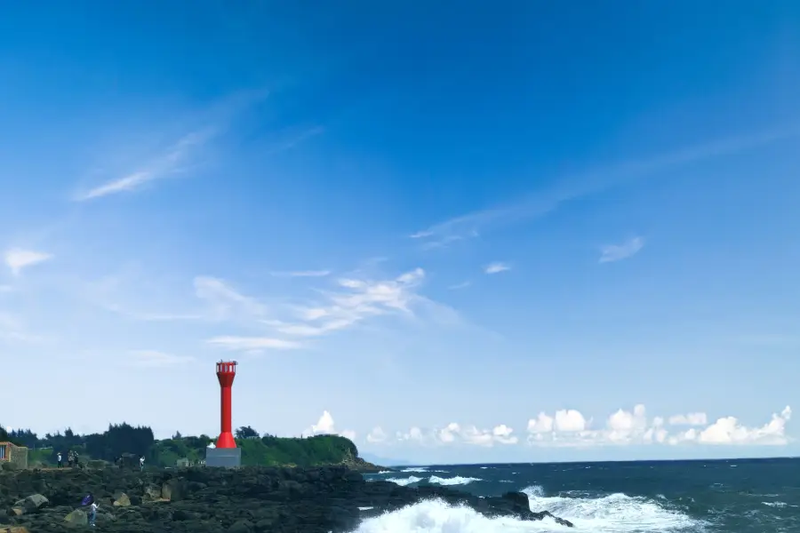 Naozhou Lighthouse