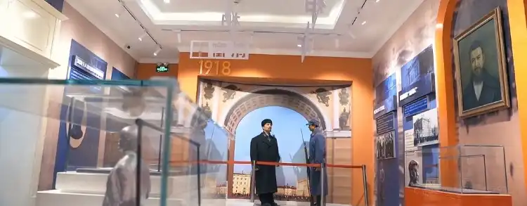 Hotels near Lv'e Overseas Chinese Memorial Hall