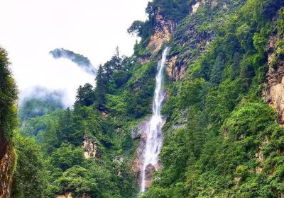 定結県陳塘溝風景区