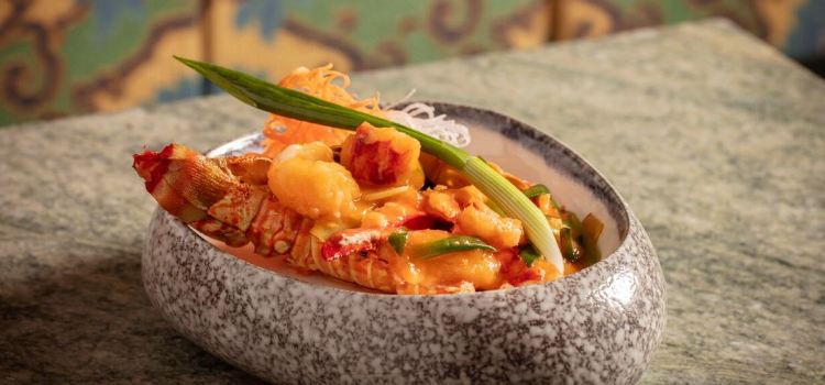 HOUSE OF MING