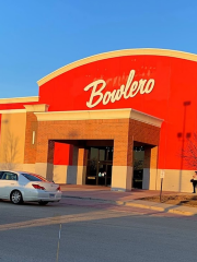 Bowlero Romeoville