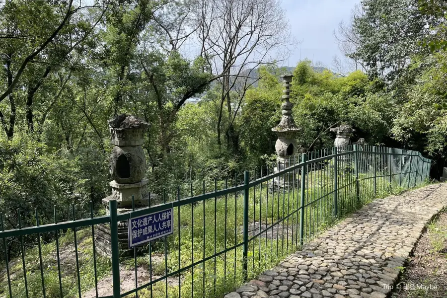 Lingjiu Temple Pagoda