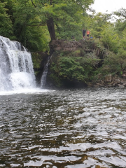 Sgwd Clun-Gwyn Waterfall