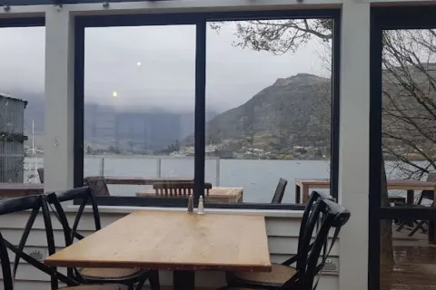 The Boatshed Cafe