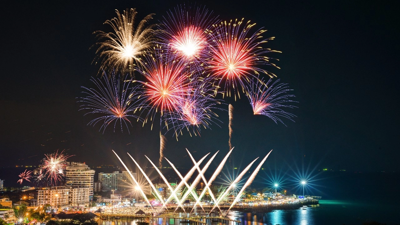 เทศกาลพลุนานาชาติพัทยา | พัทยา