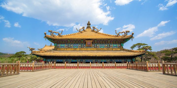 Eight Outer Temples