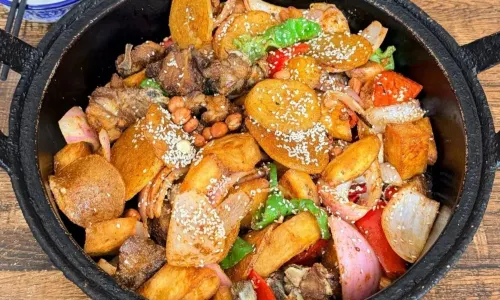 老钟家烤羊排·敦伊阁清真餐厅胡羊焖饼
