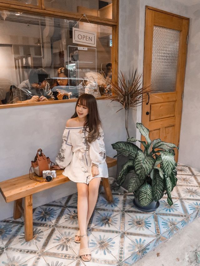油麻地美食 必去的文青咖啡店，簡約不簡單！