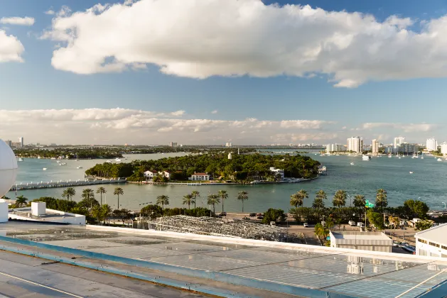 Отели с услугой Номер с балконом в г. Майами