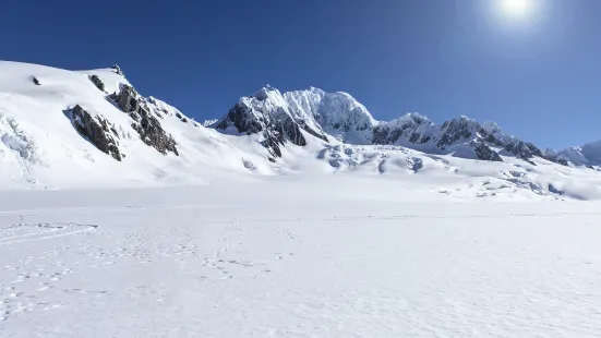 福克斯冰川直升機