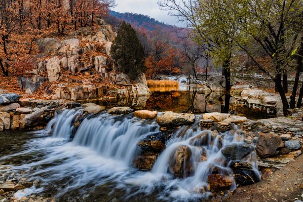 Lushan Taohuayuan Scenic Area
