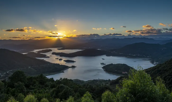 Отзывы об отеле Yitian Hotel (Shishi Pedestrian Street)