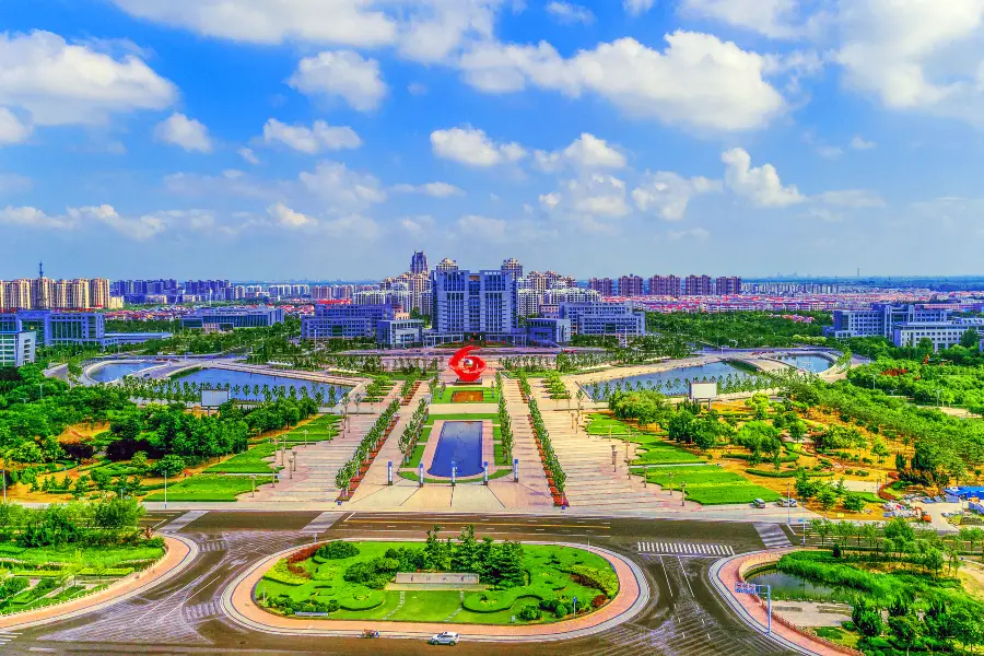 Huanghe Park