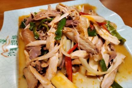 沙漠胡楊特色饢坑肉