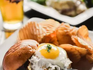 Mother's Peninsula Grille