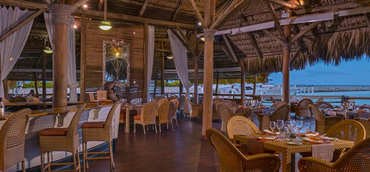 Restaurante La Yola - Puntacana Yacht Club