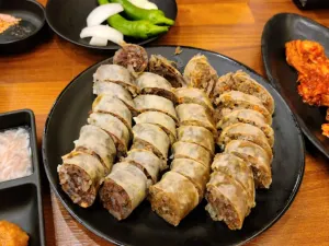 Daegeon Myeongga Dwaeji-gukbap
