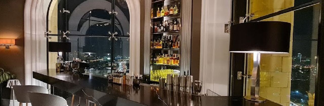 Mercedes Bar
