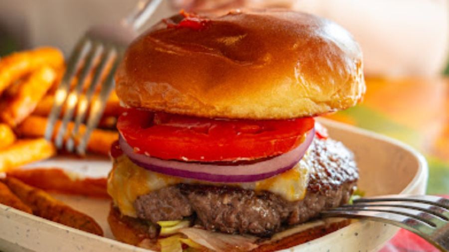 Cheeseburger In Paradise