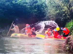 Dugong Mountain Rafting