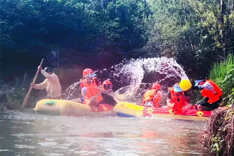 Dugong Mountain Rafting