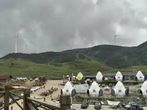 Wumeng Prairie Scenic Area - Viewing Platform