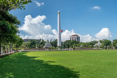 Heroes Monument