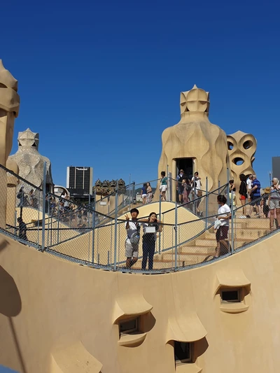 산'을 주제로한 가우디 건축물, 까사밀라⛰] 까사밀 | 트립닷컴 바르셀로나 트래블로그