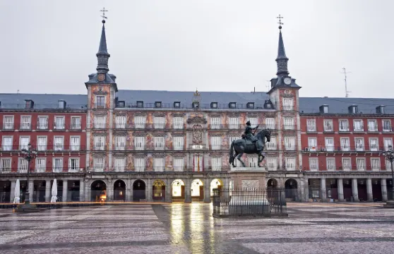 塞哥維亞 + 托萊多（馬德里來回英語/西語團）